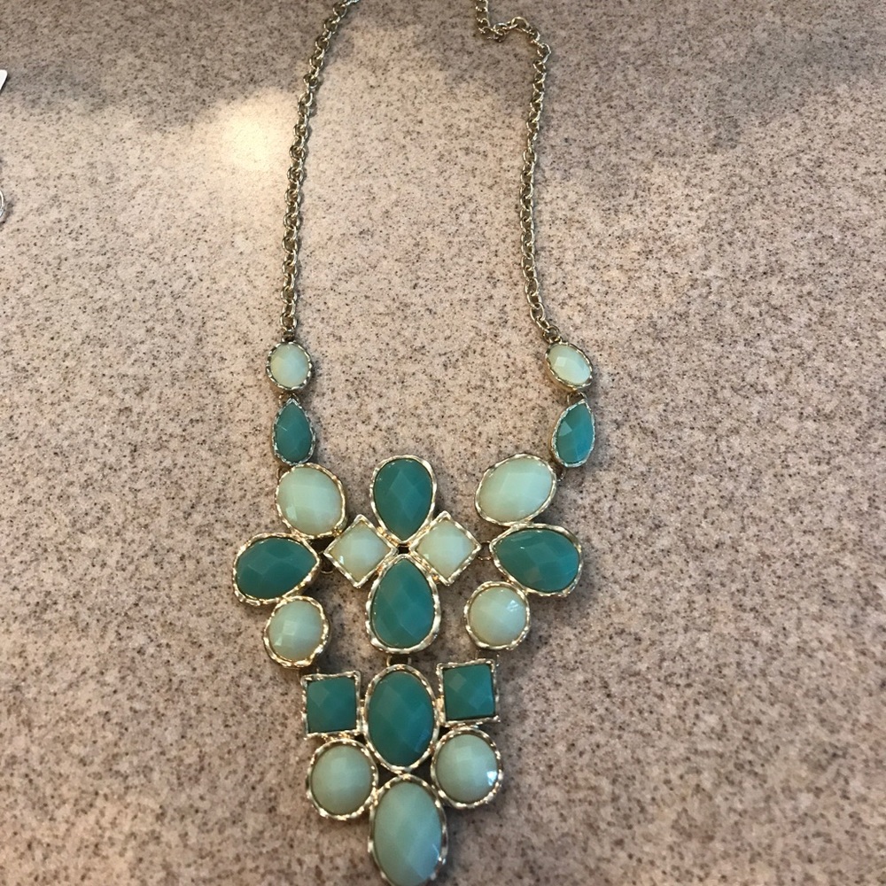 green bubble necklace with thick chain