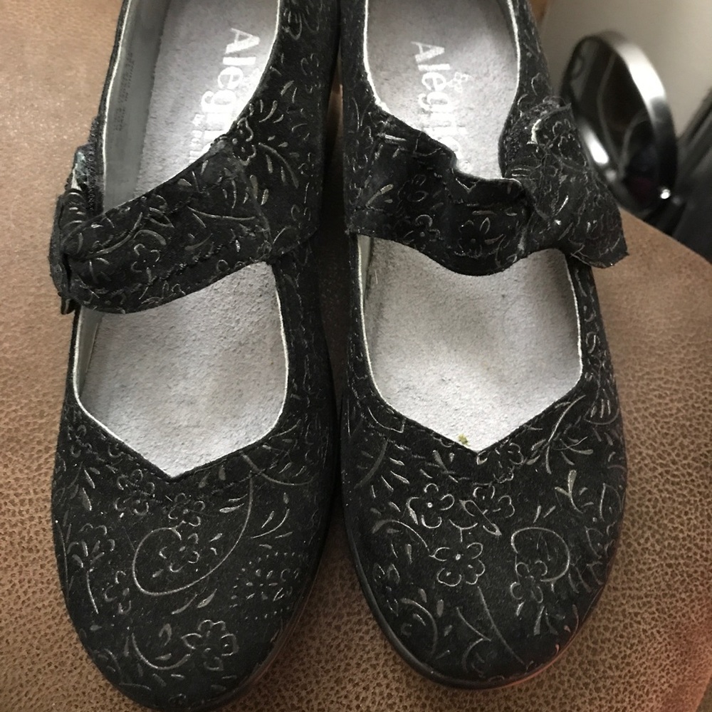 Alegria dressy shoes