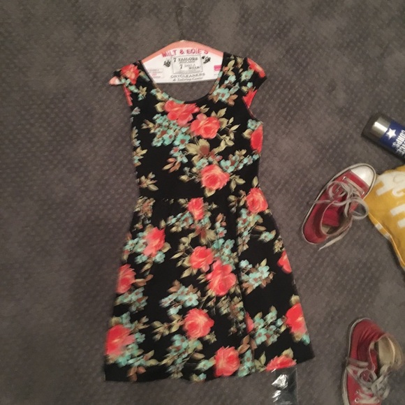 Floral Dress - Picture 1 of 2