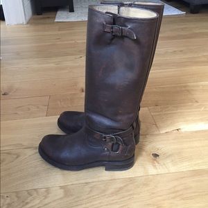 Brown Frye boots -- size 7.5