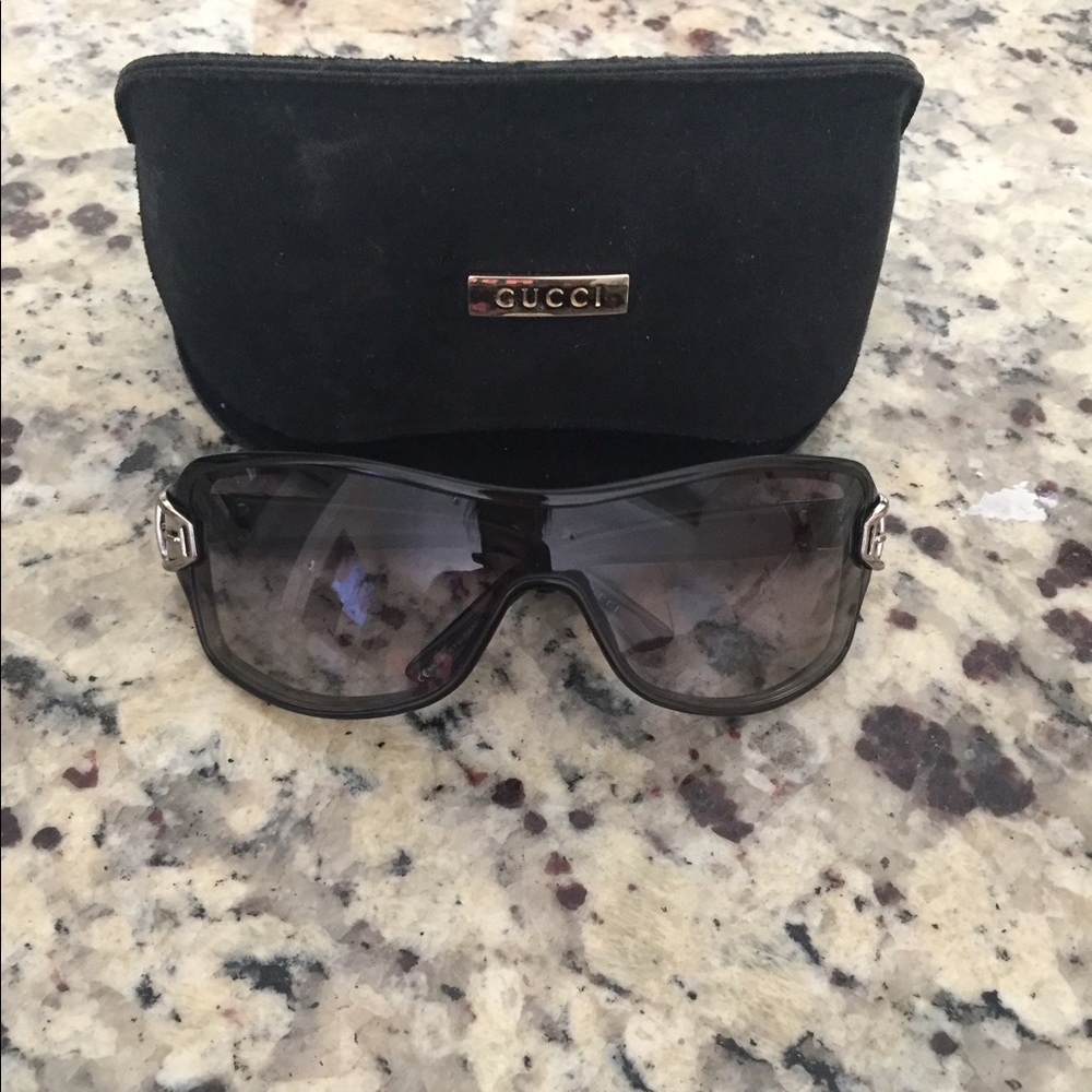 Gucci sunglasses