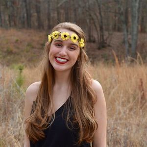 Meet your Posher, Lauren