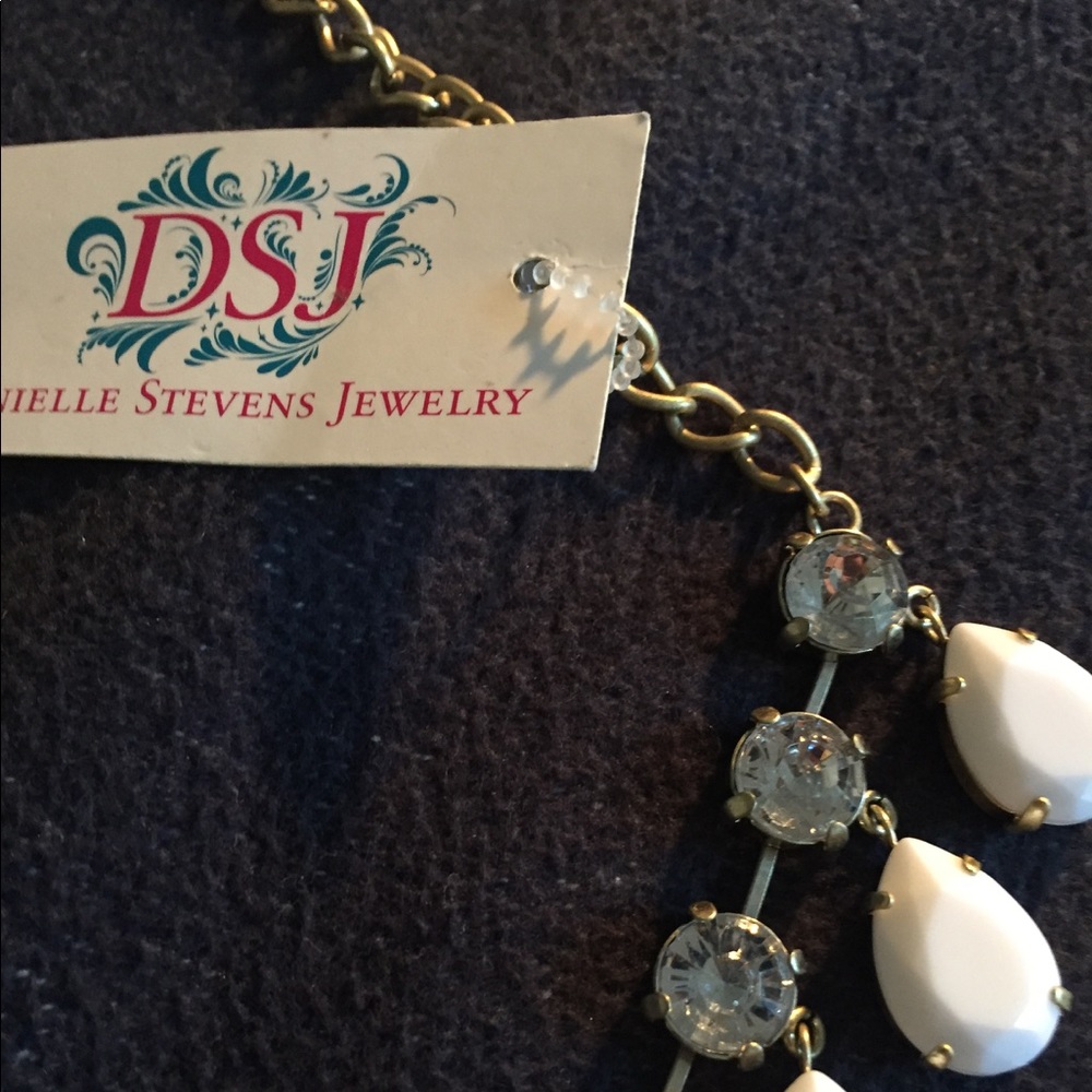 Necklace - Picture 2 of 2