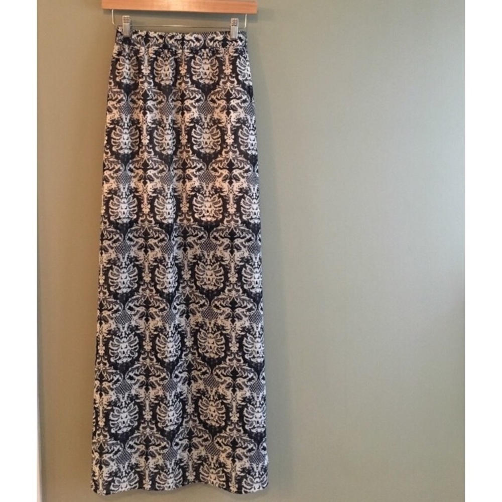 Umgee Black & Cream Maxi Skirt