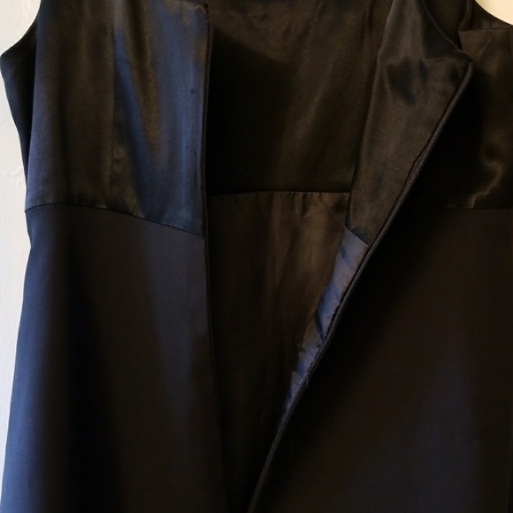 Little black dress - Picture 5 of 5