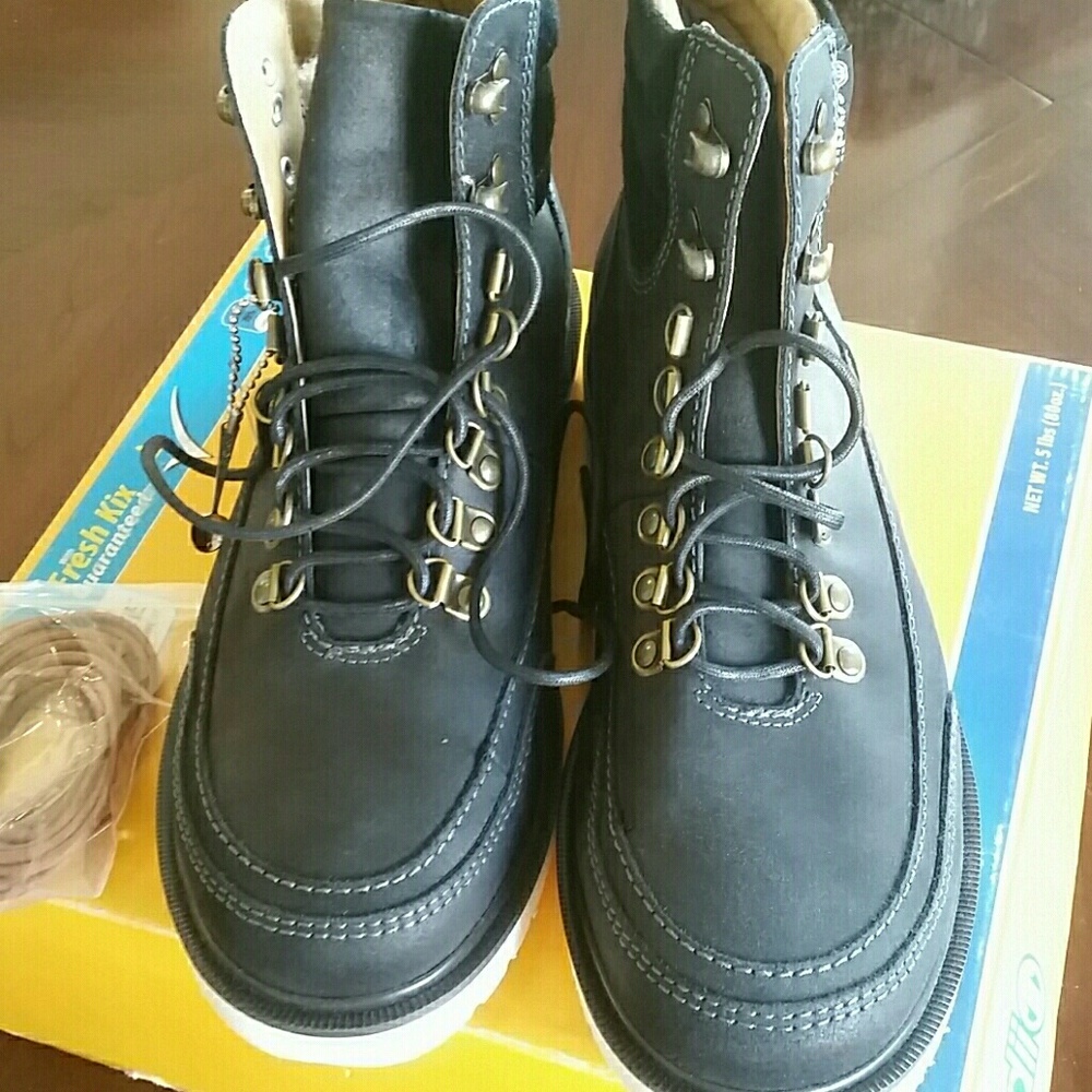 Men black oiled nubuck shoes