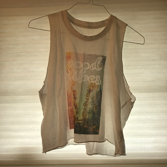 Brandy Melville good vibes tee - Picture 1 of 2