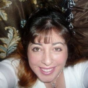 Meet your Posher, Dana