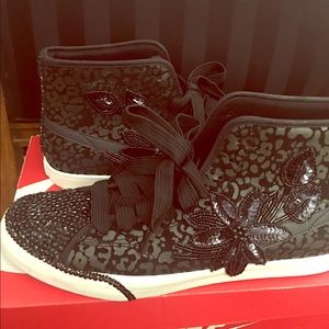 Brand new Nike w/ black crystals and appliqué
