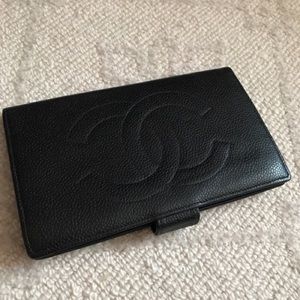 Chanel Black Caviar Wallet Vintage (New Condition)