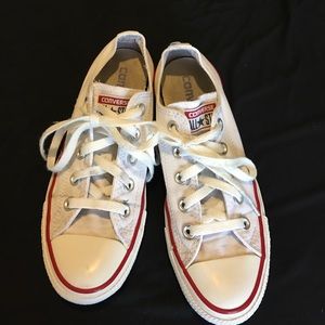 Converse all star size 6 is womens