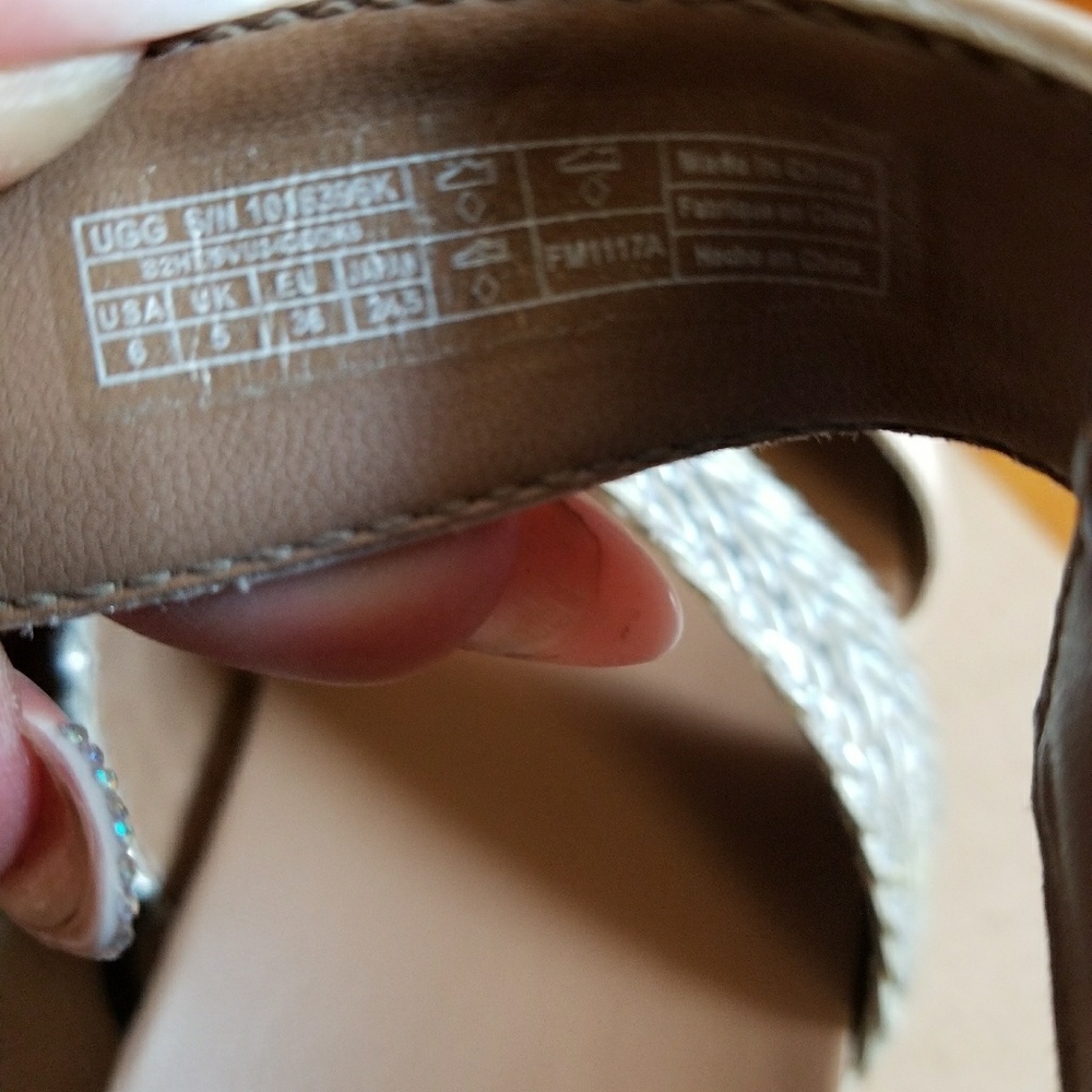 Ugg Sandals - image 5