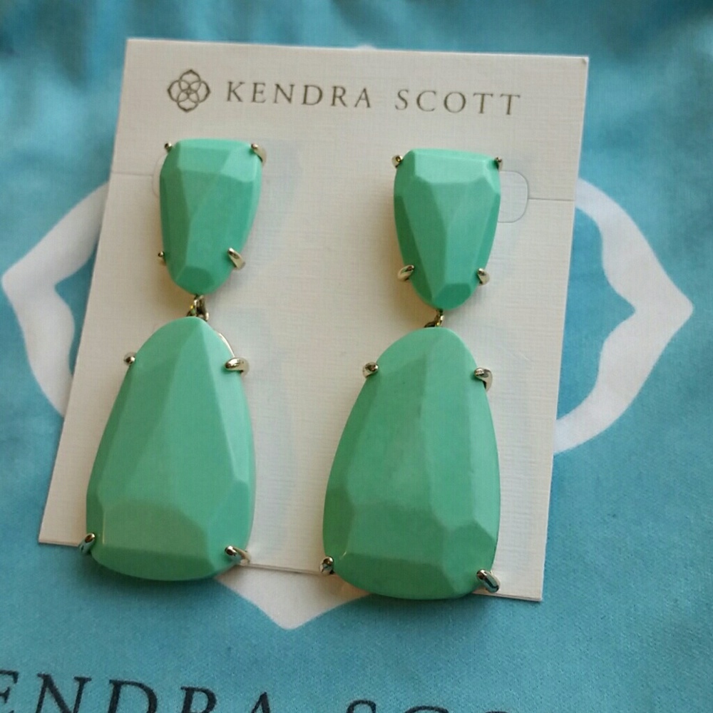 Kendra Scott Mint Katie earrings