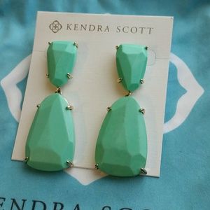 Kendra Scott Mint Katie earrings