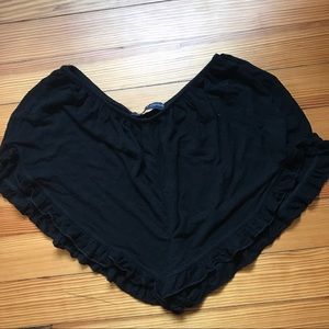Brandy Melville black vodi shorts