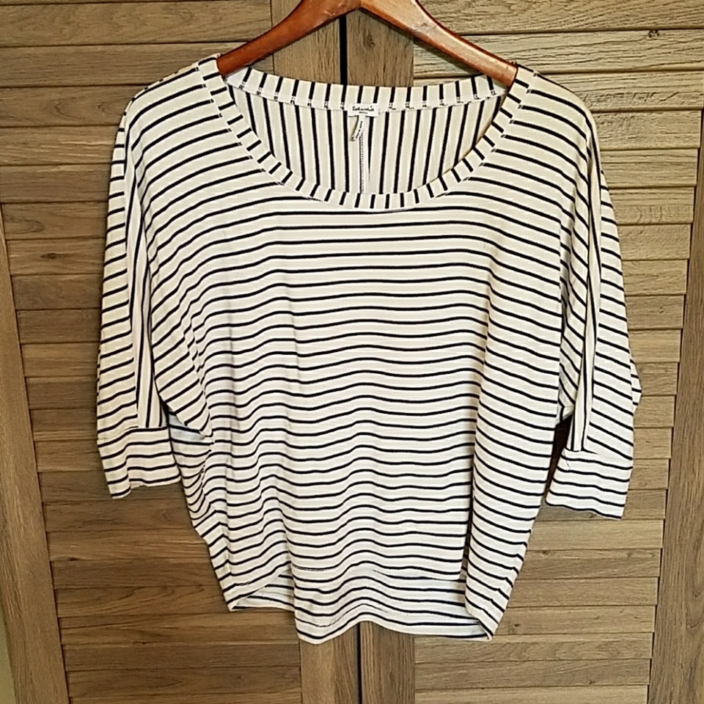 Splendid 3/4 Sleeve Top