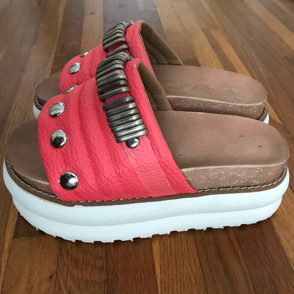 High platform shoes size 6,7,8,9