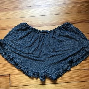 Brandy Melville striped vodi shorts