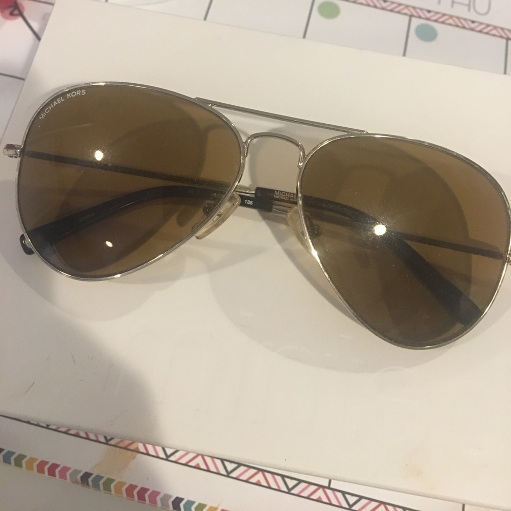 Brown sunglasses