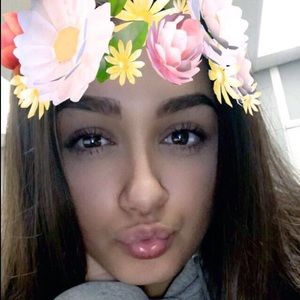 Meet your Posher, Mikaila