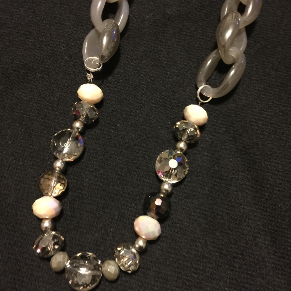 ‼️SOLD‼️Handmade - Monday Meeting - Necklace