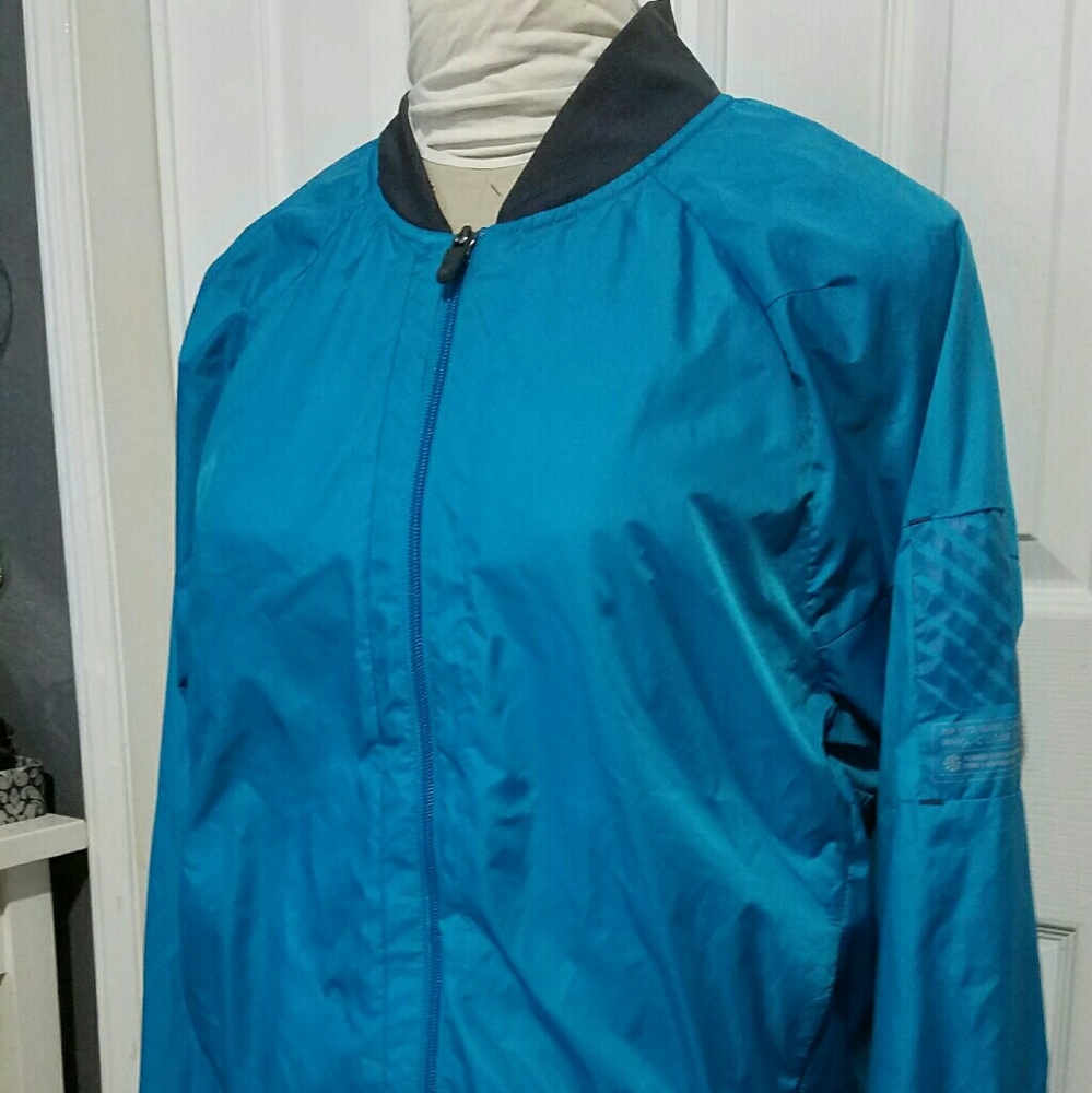 Nike Jacket (LikeNew)