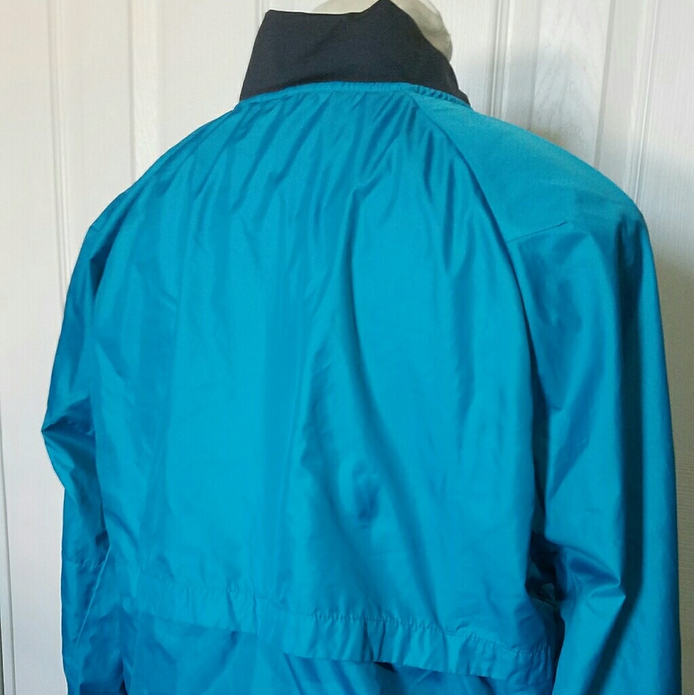 Nike Jacket (LikeNew) - Picture 4 of 7