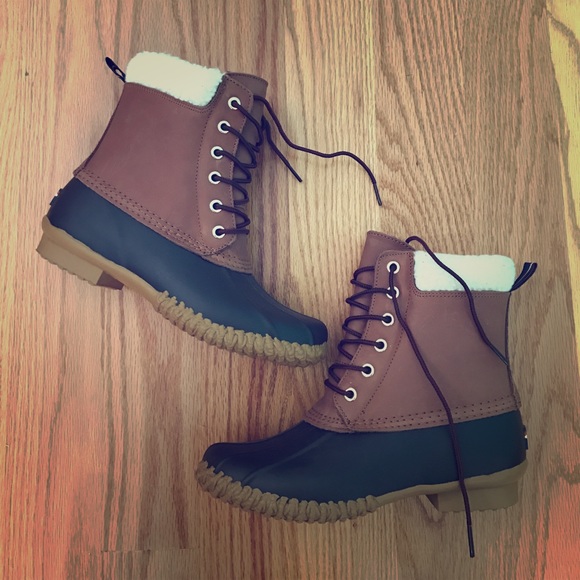 Tommy Hilfiger Shoes - BRAND NEW TOMMY HILFIGER RAIN BOOTS!