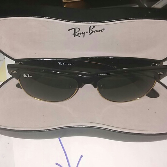 Ray Ban Sunglasses & case main image 7