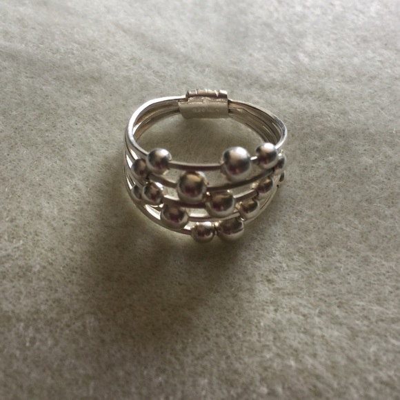 💍 Genuine Sterling Silver Coiled Ring 💎 - Picture 3 of 7