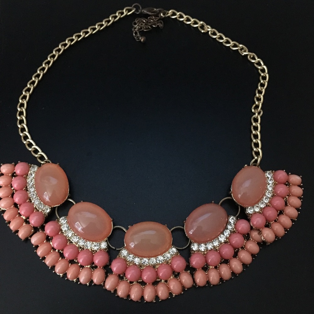 Peach Fan Necklace