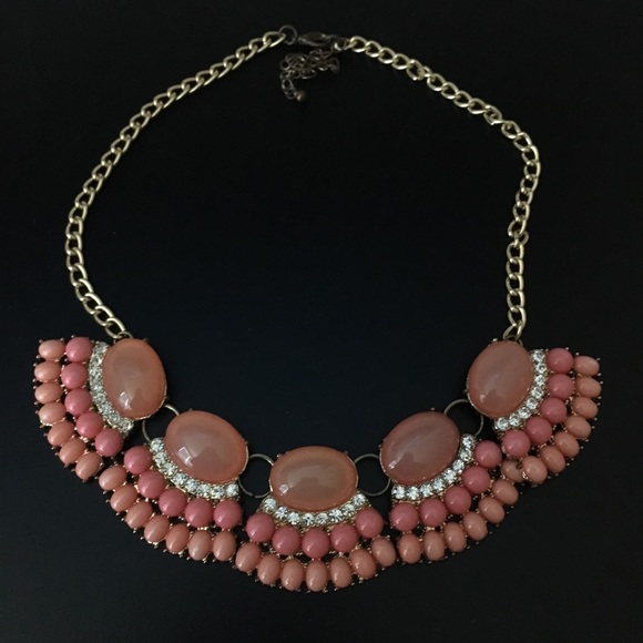 Peach Fan Necklace - Picture 2 of 2