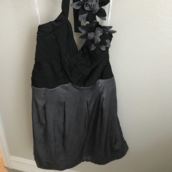 Halter mini - Picture 2 of 2