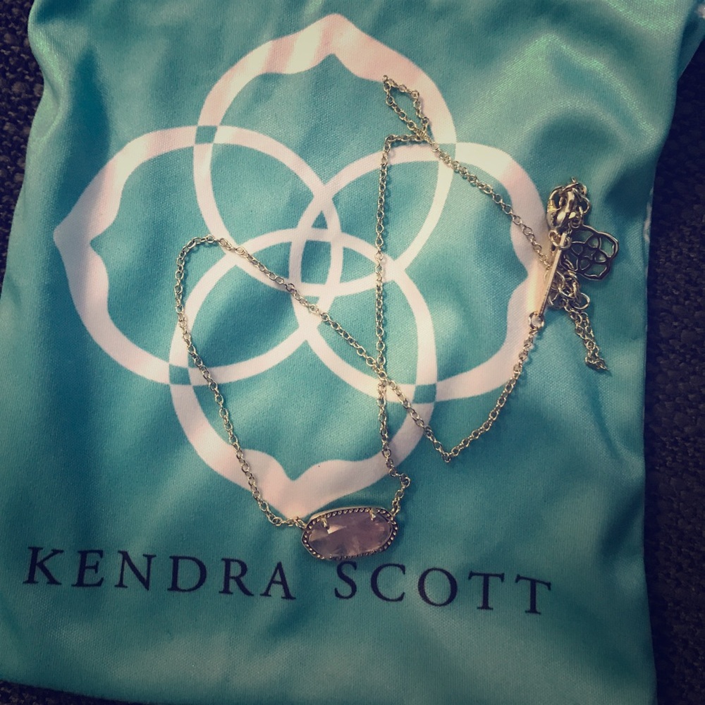 Gorgeous Kendra Scott necklace