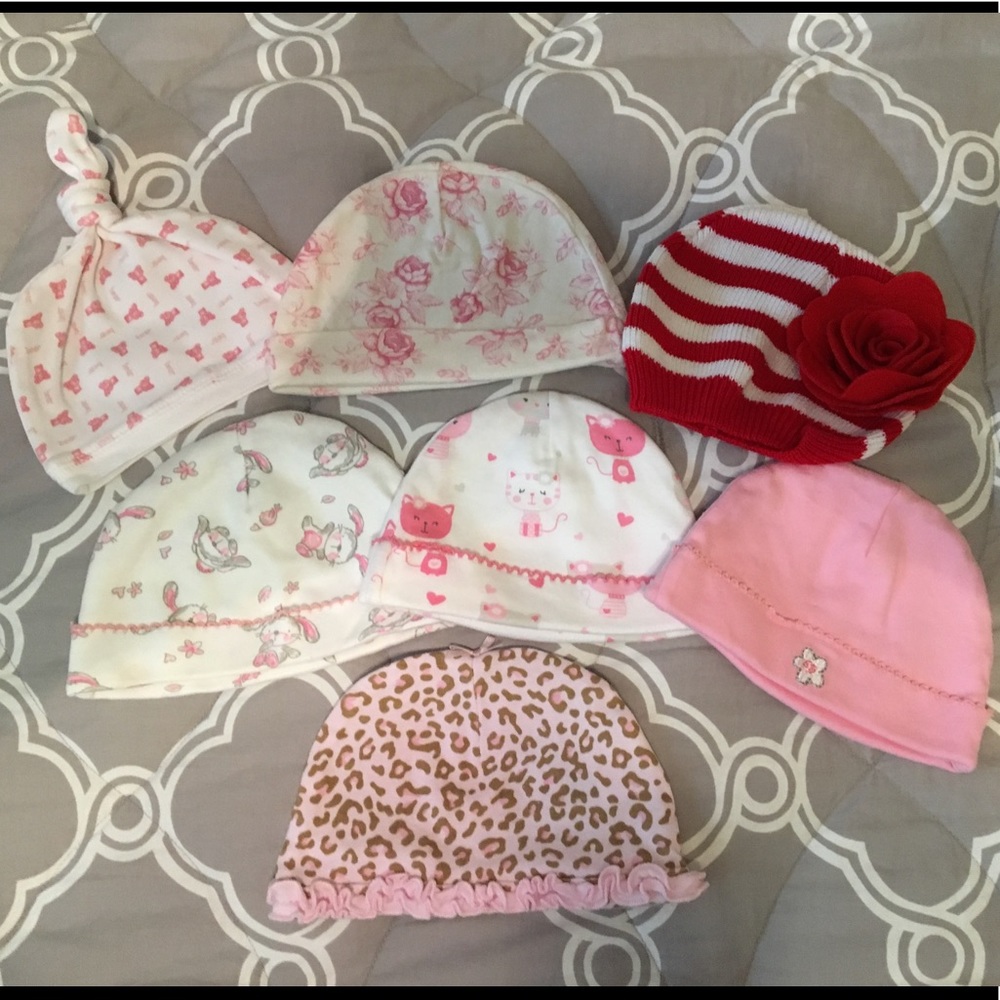 BUNDLE OF HATS