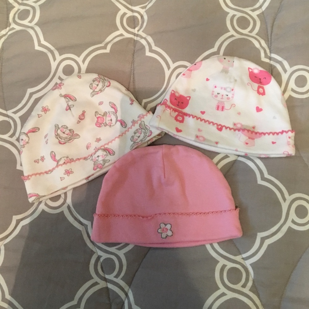 BUNDLE OF HATS - Picture 3 of 4