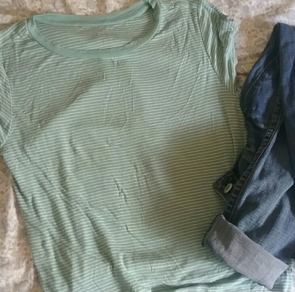Soft and sexy stripped tee