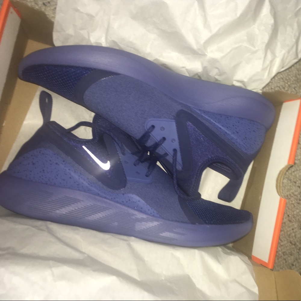 Nike lunarcharge