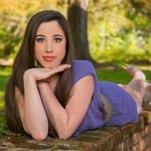 Meet your Posher, Kayla