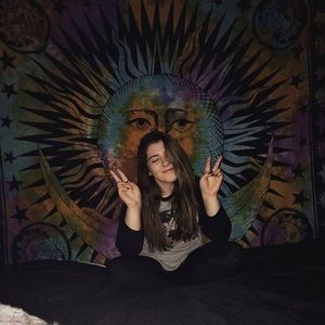 Meet your Posher, Ashlyn