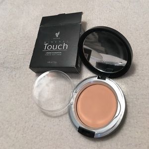 Younique touch cream foundation- velour
