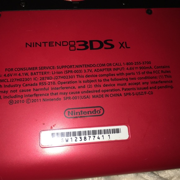 Nintendo 3DS XL - Picture 3 of 8