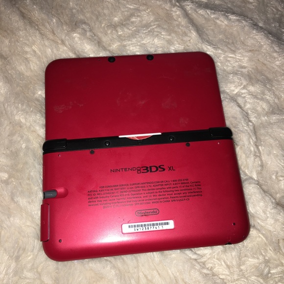 Nintendo 3DS XL - Picture 5 of 8