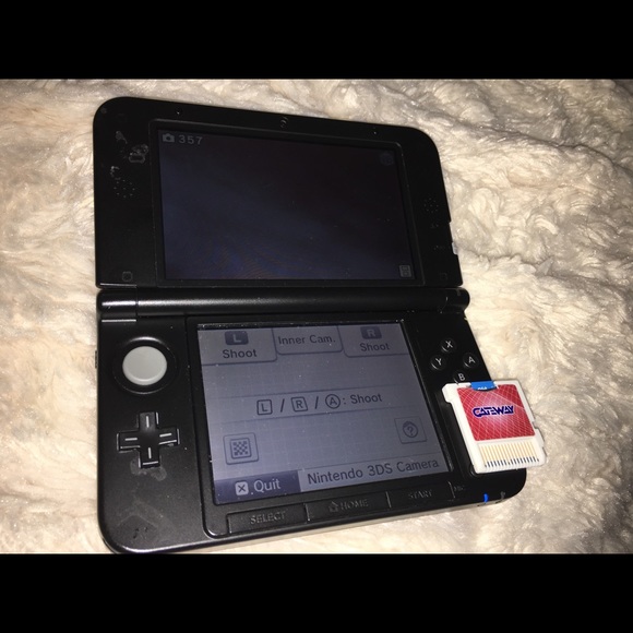 Nintendo 3DS XL - Picture 8 of 8