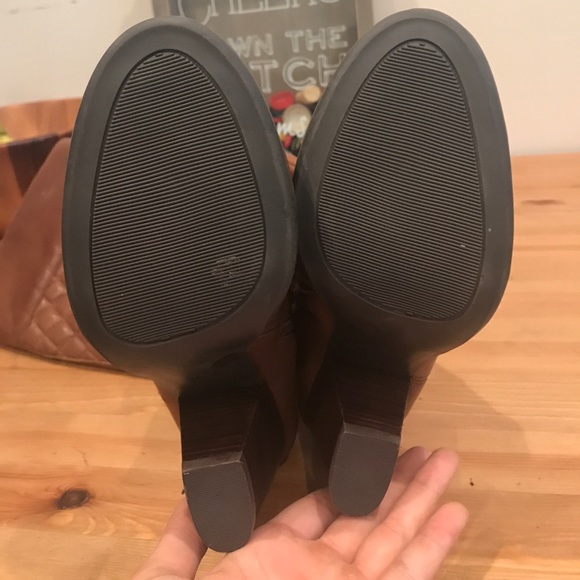 Quilted Brown Heeled Boot - Picture 3 of 4