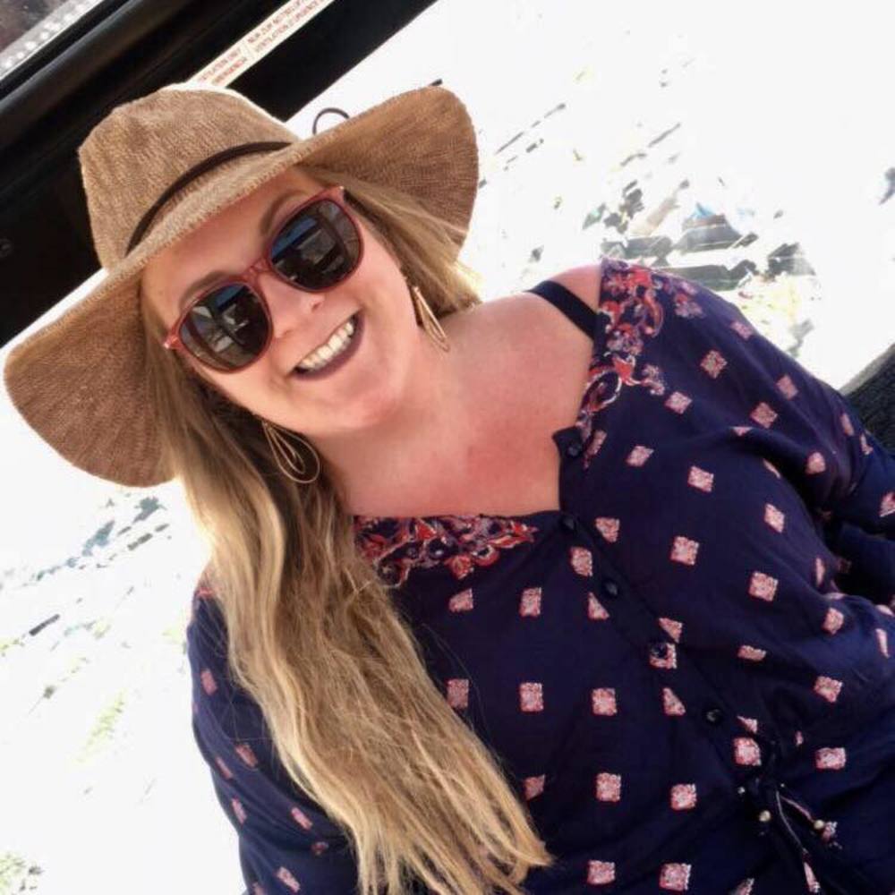 Meet your Posher, Kayla