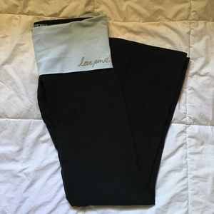 VS Pink Yoga Pants