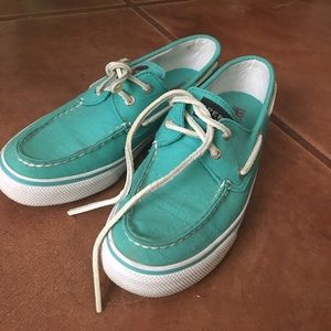 TEAL BLUE SPERRY TOPSIDERS!