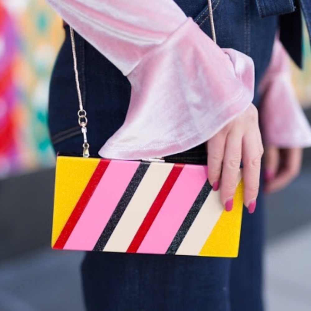 🌟HOST PICK🌟 Milly Stripe Box Clutch💖