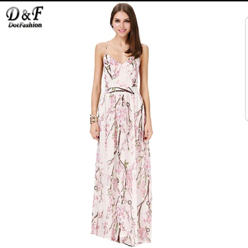 Summer dress - Picture 2 of 4